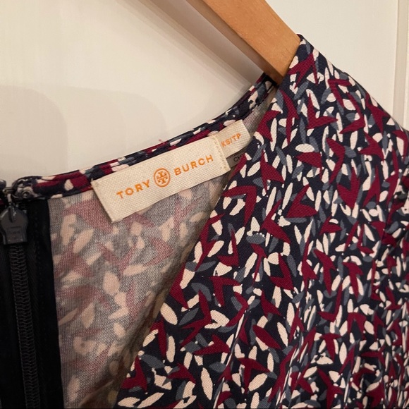 Tory Burch 100% Silk Long Sleeve Interlocking Twist Dress in Confetti - Picture 6 of 9